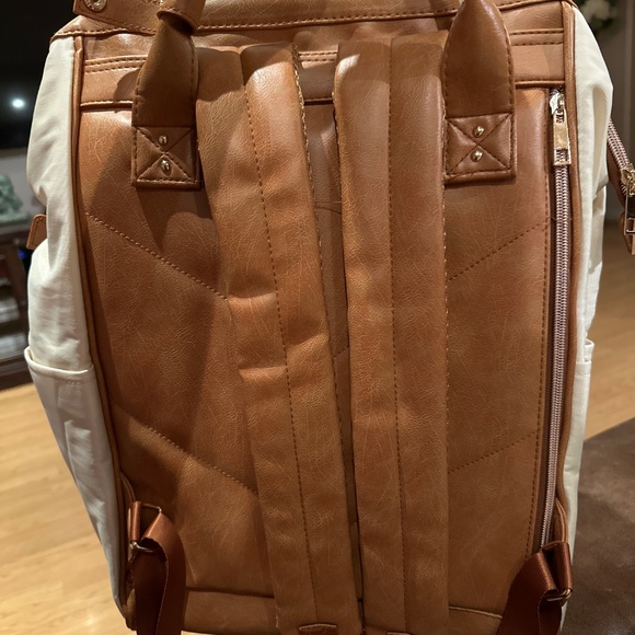 STITCH BACKPACK - Picture 3 of 4